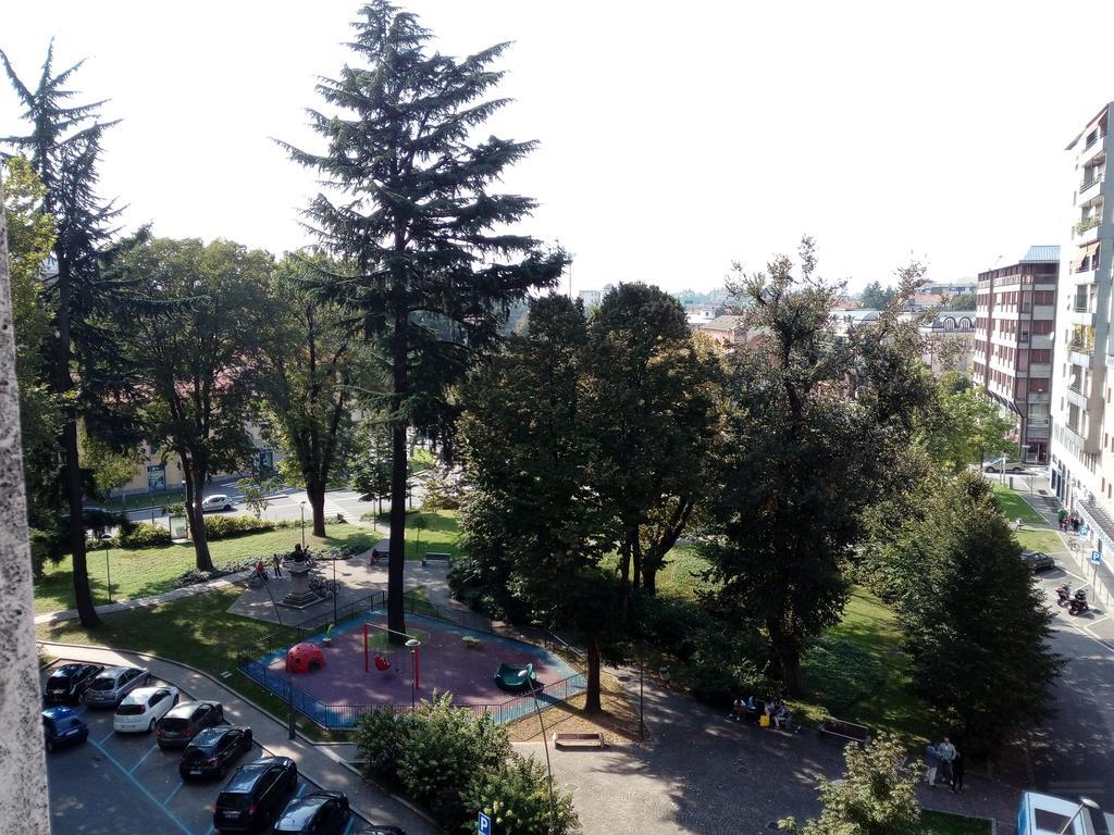 Hotel Astoria Γκαλλαράτε Εξωτερικό φωτογραφία