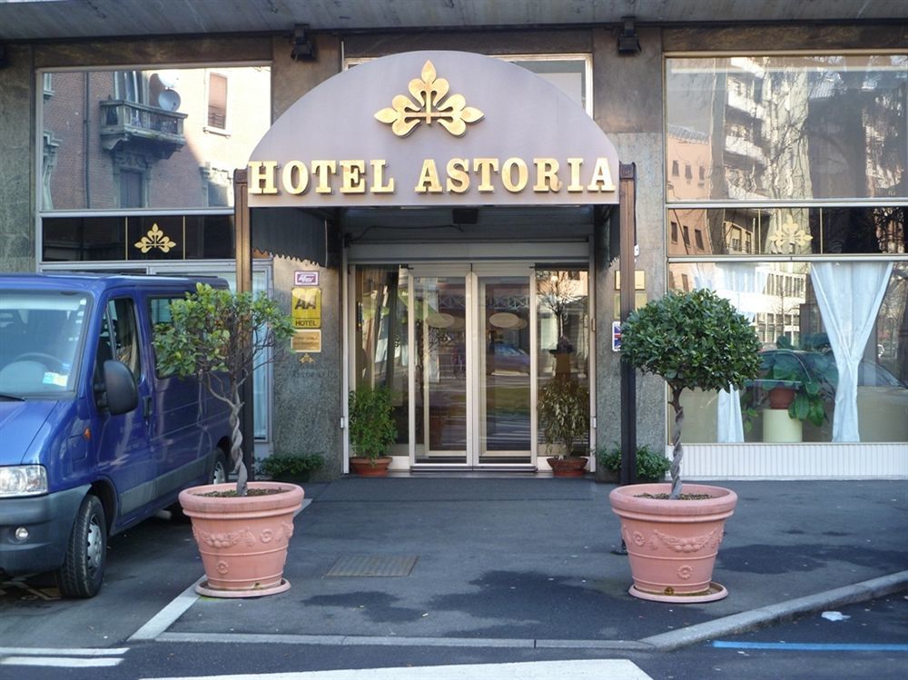 Hotel Astoria Γκαλλαράτε Εξωτερικό φωτογραφία